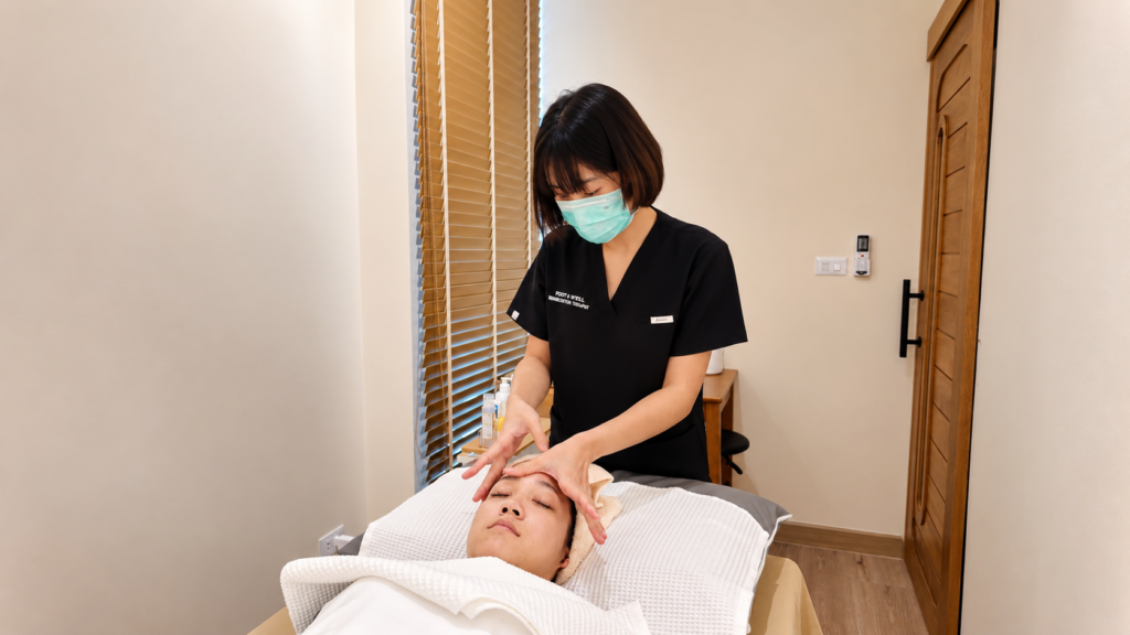 calm spa facial therapy room